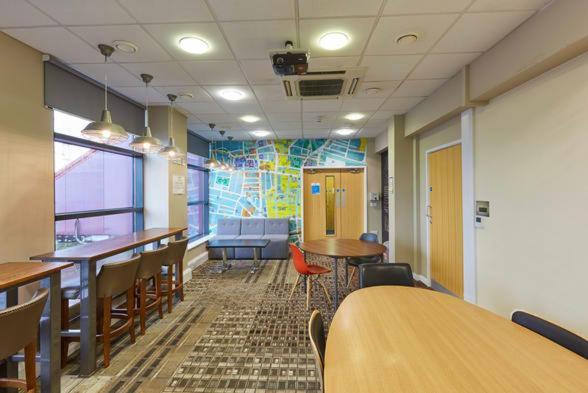 Small Double Ensuite Room Next To The City Centre Leeds (West Yorkshire) Exterior foto